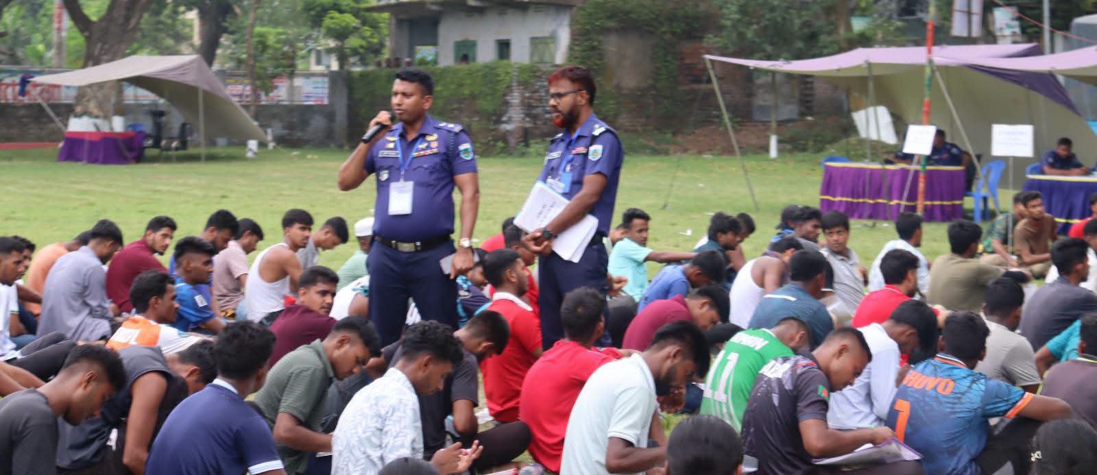 পাবনায় ক্যাডেট এএসআই নিয়োগের তৃতীয় দিনের শারীরিক সক্ষমতা পরীক্ষা সম্পন্ন