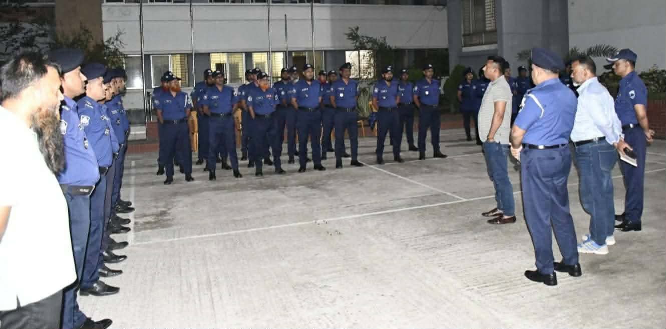 পাবনা পুলিশ সুপারের ভাঙ্গুড়া থানা আকস্মিক পরিদর্শন