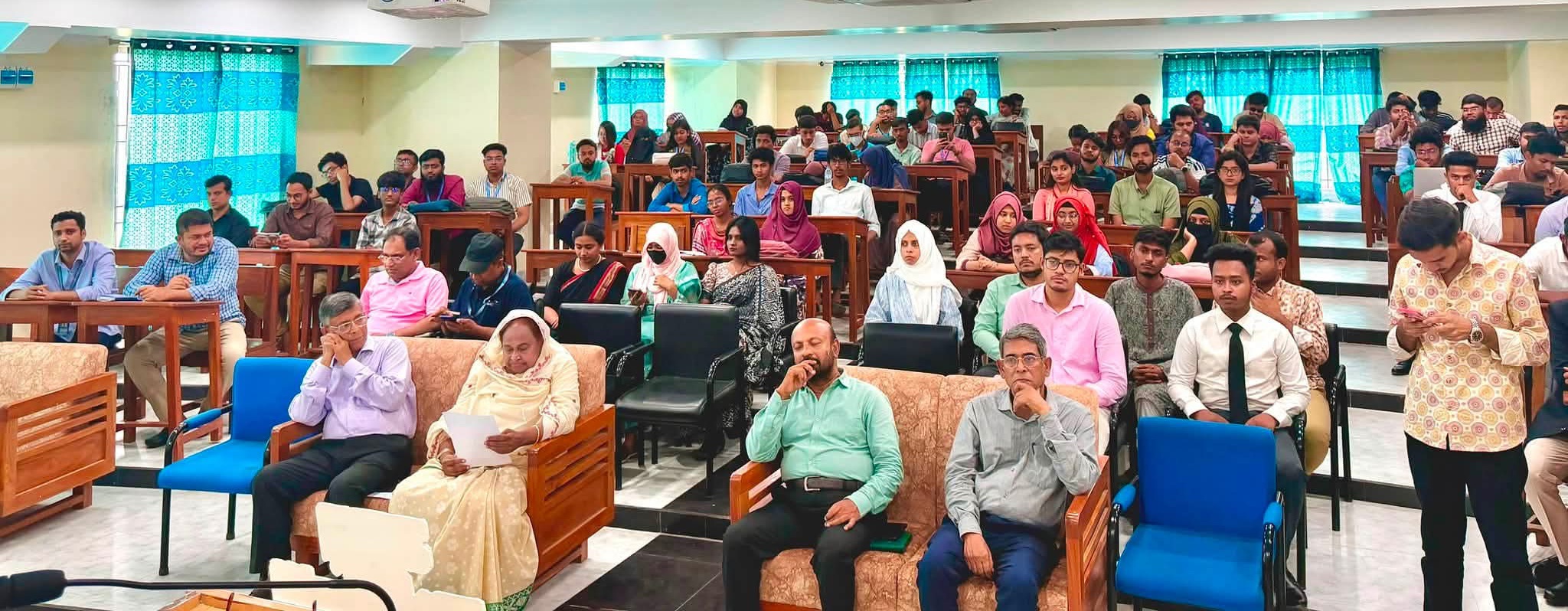 বগুড়ার পুণ্ড্র ইউনিভার্সিটিতে অনুষ্ঠিত হলো ইনোভেশন এন্ড ক্রিয়েটিভ চ্যালেঞ্জ